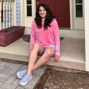 Meet your Posher, Lauren